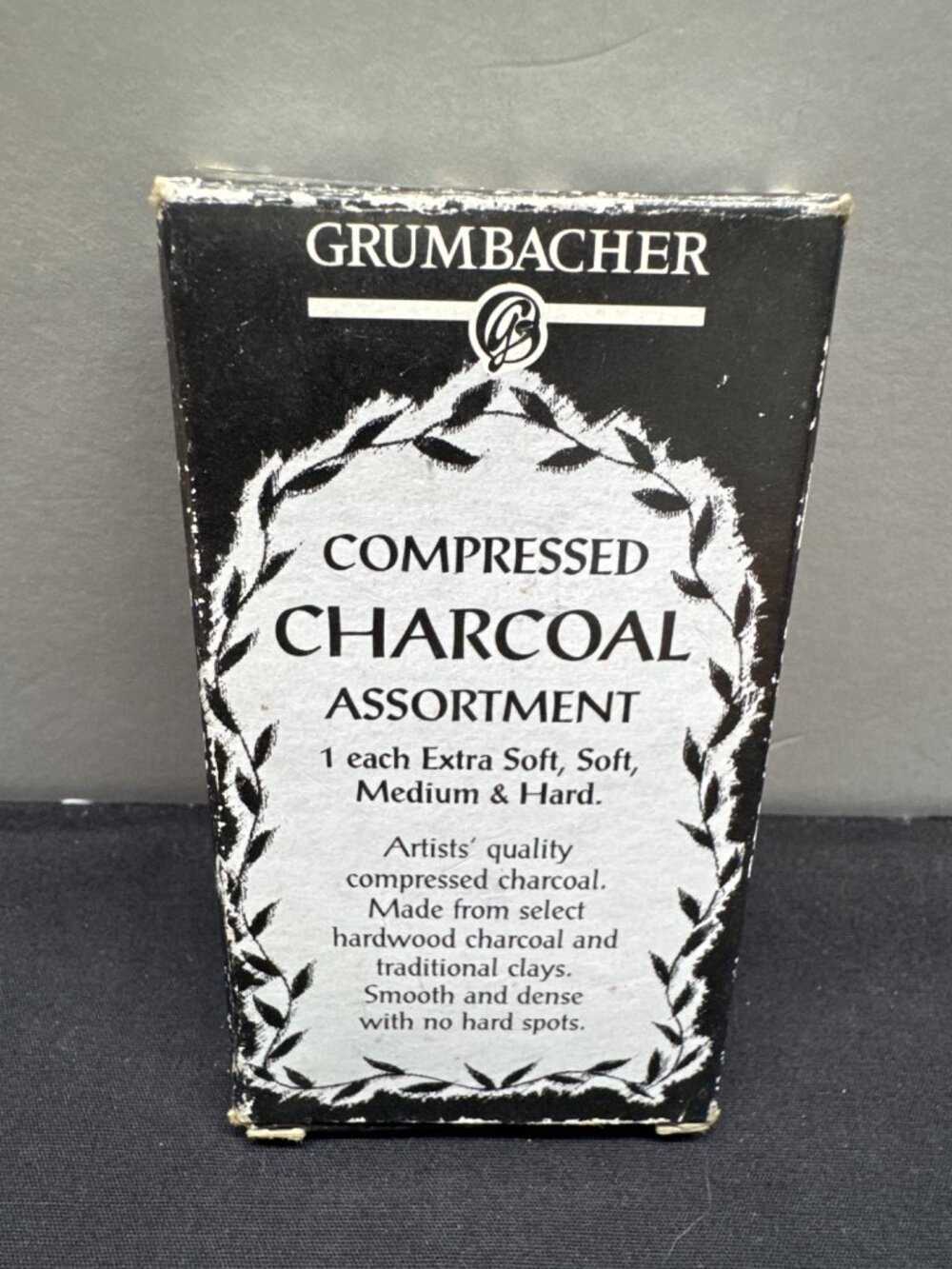 Grumbacher 1994 Compressed Charcoal Assortment 4 Sticks Extra Soft Soft Medium H